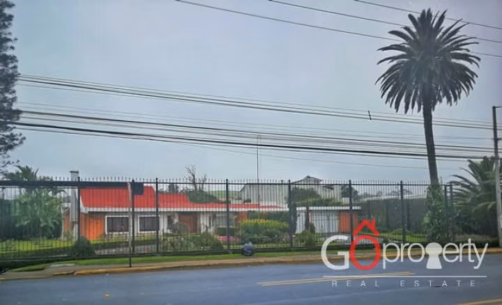 INVERSIONISTAS!!Venta de casa de uso comercial , Paraíso Cartago 2628