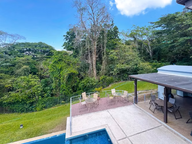 Se vende Lote en Condominio Cerro Colón, Ciudad Colón (MA). - Imagen 12