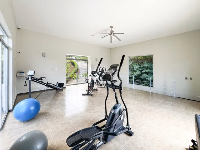 Se vende Lote en Condominio Cerro Colón, Ciudad Colón (MA). - Imagen 13