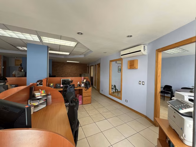 En Venta Edificio de oficinas en El Carmen, San José