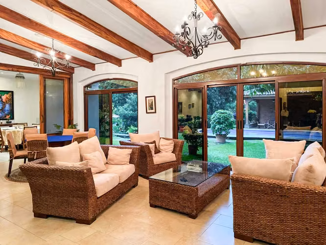 Se vende Propiedad de lujo en Río Oro, Santa Ana (MA). - Imagen 6
