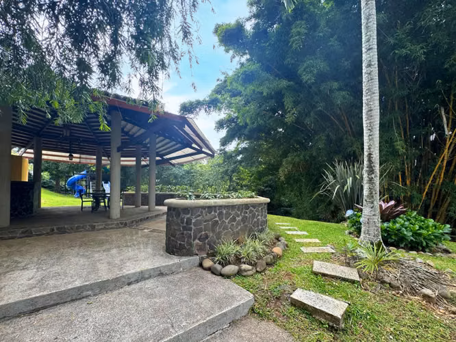 Se vende Casa en Condo. Santa Lucía, San Juan-La Unión, Cartago (MA). - Imagen 19