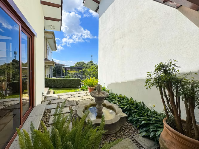 Se vende Casa de lujo de 1 planta en Condominio Gregal, Tres Ríos (AD)