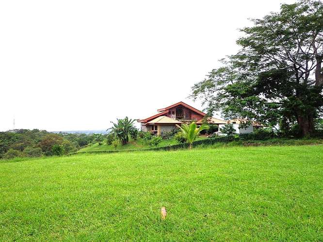 Venta lotes Esparza en condominio  mucha naturaleza vista mar