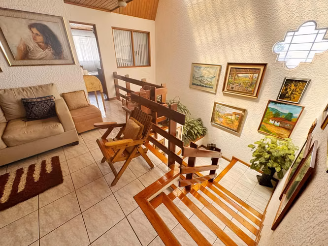 VENTA DE CASA INDEPENDIENTE EN RHOMOSER