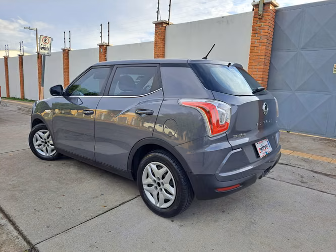 SSANG YONG TIVOLI 2017