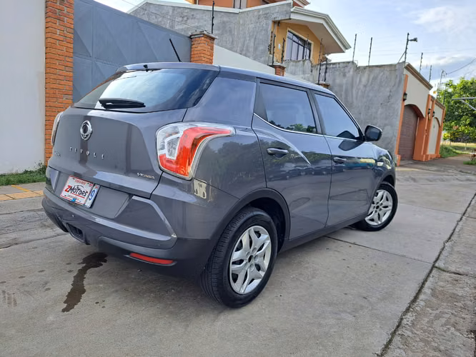 SSANG YONG TIVOLI 2017