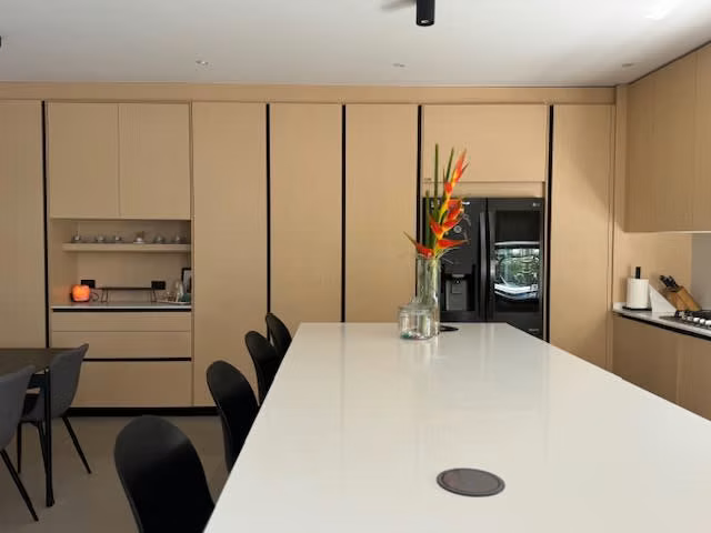 4 HABITACIONES. Planta baja, Piscina  En Heredia FRANCOSTA