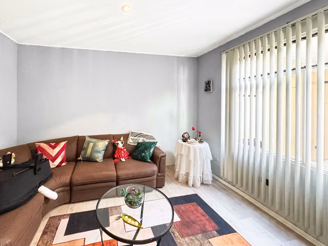 Se vende casa en Lomas de Ayarco con habitación en primera planta (AD)