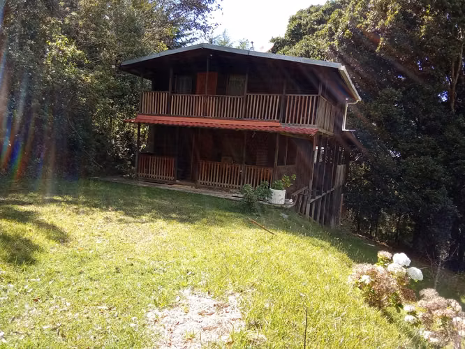 Venta de Cabaña en El Cañón de El Guarco | 3,419 m² con Potencial de Expansión