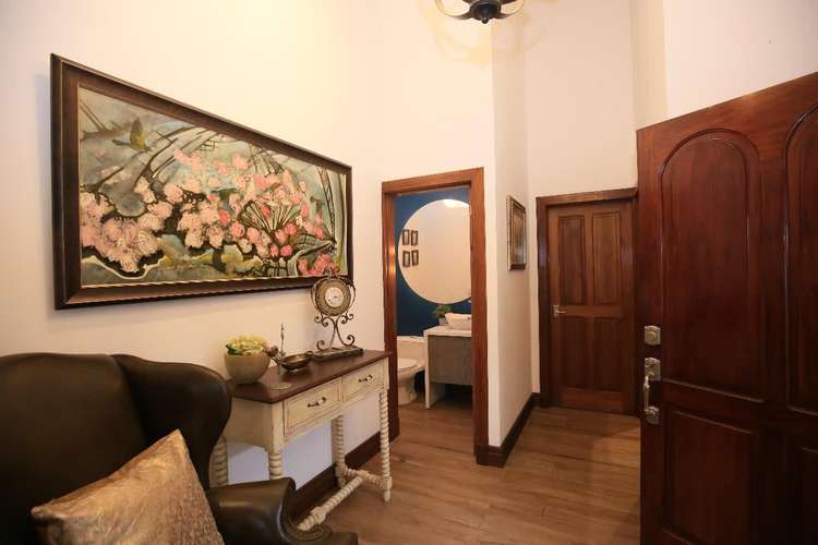 CASA EN ESCAZU UNA PLANTA - Imagen 13