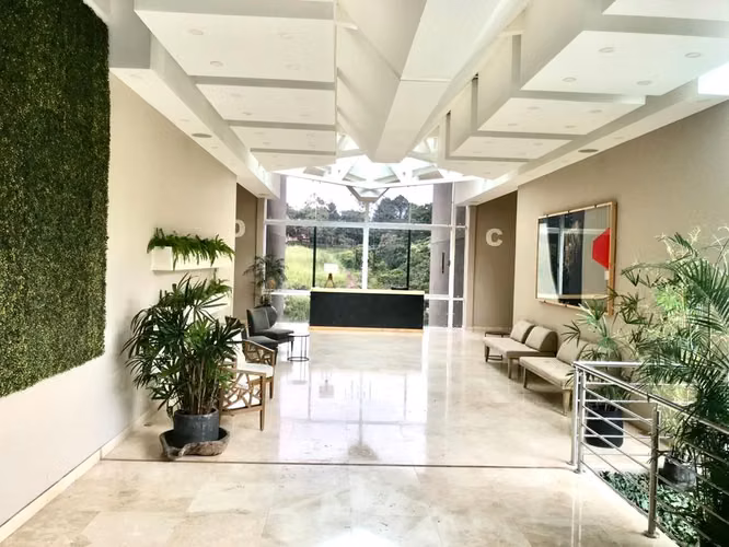 APARTAMENTO AMUEBLADO Y ALQUILADO VENTA PARADISUS ROHRMOSER MB111