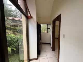 id 38744 Venta de casa con dos apartamentos, San Ramón de Tres Ríos