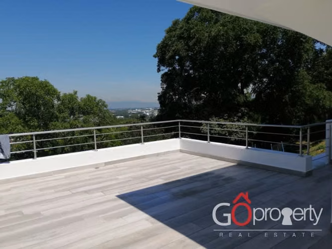 Venta de Casa Moderna de Lujo - Santa Ana ID3324