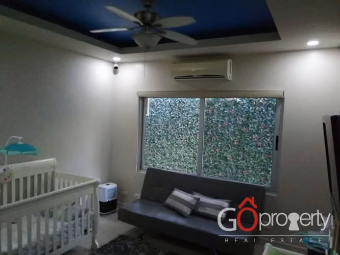 Venta de Casa Moderna de Lujo - Santa Ana ID3324
