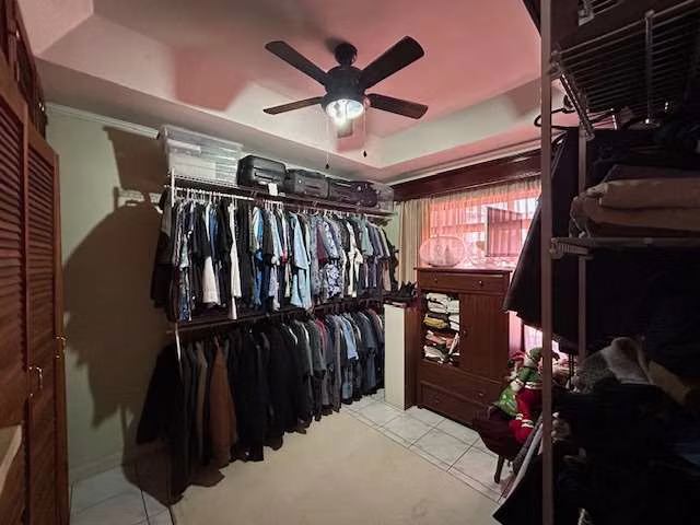 id #37017 Venta de Casa en Residencial, Lomas de Ayarco, Curridabat
