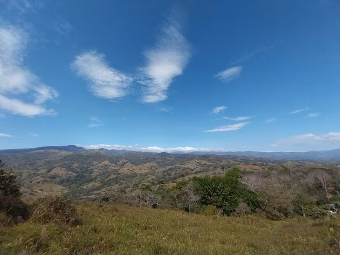 Venta de terreno en Mesetas, San Jerónimo, Esparza