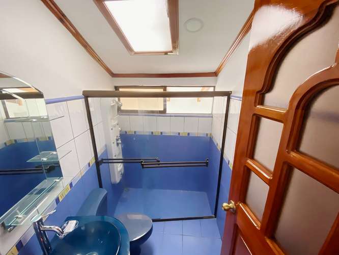 Venta de Casa de uso mixto en Guayabos de Curridabat - Imagen 9