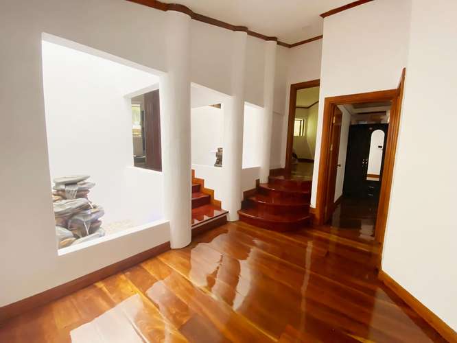 Venta de Casa de uso mixto en Guayabos de Curridabat - Imagen 8