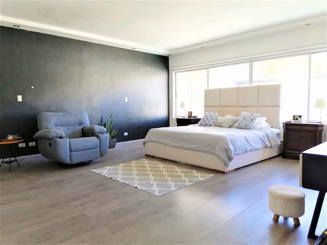 Venta de amplia casa , Curridabat id #35048