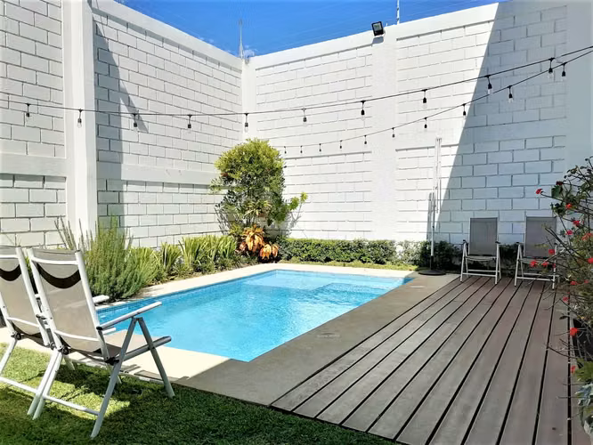 Venta de amplia casa , Curridabat id #35048