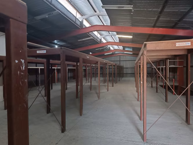 Venta de Bodega en San José. 5428 - Imagen 2