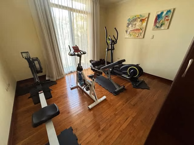 Venta de casa en Residencial AAA, Curridabat, San José, #5640