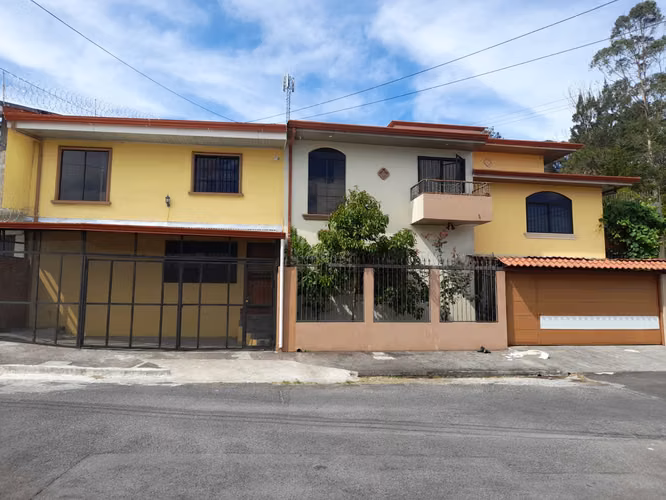 Venta de casas, Barrio Gonzalez Lahman 5633