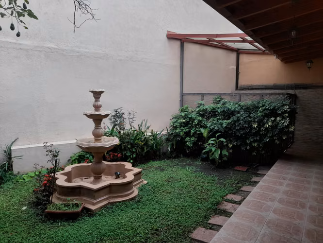 Venta de casas, Barrio Gonzalez Lahman 5633