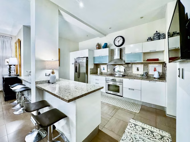 Se vende Apartamento en condominio, San Rafael, Escazú (MA). - Imagen 4