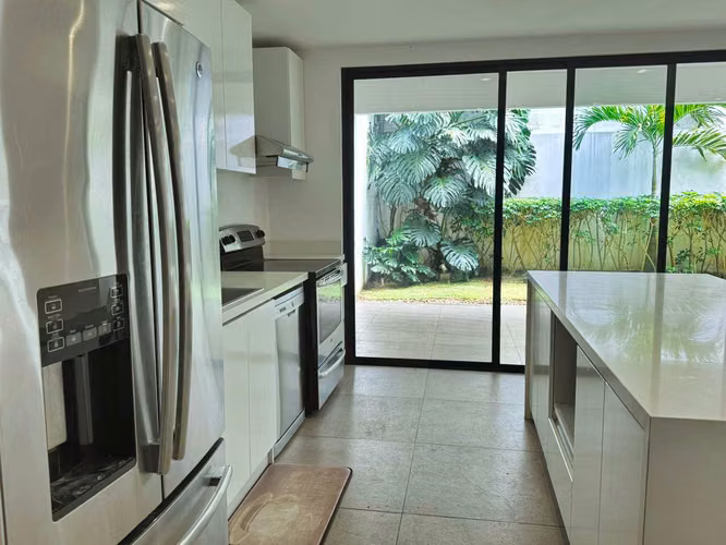 ALQUILER DE CASA EN CONDOMINIO -  ESCAZÚ - Imagen 4