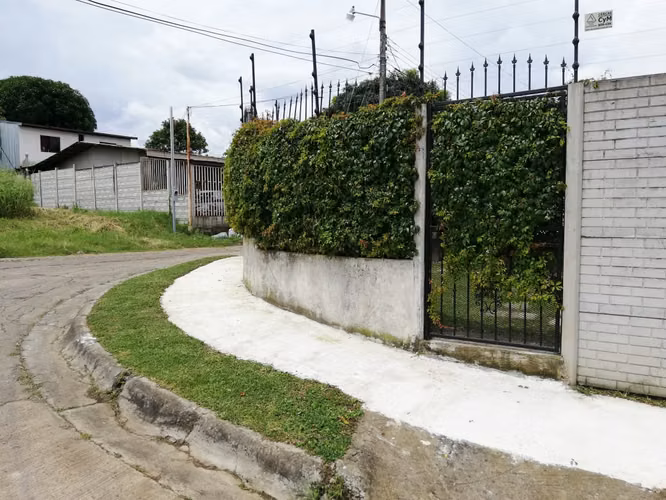 VENTA DE CASA EN RESIDENCIAL EN TURRUCARES, ALAJUELA#5661 - Imagen 3