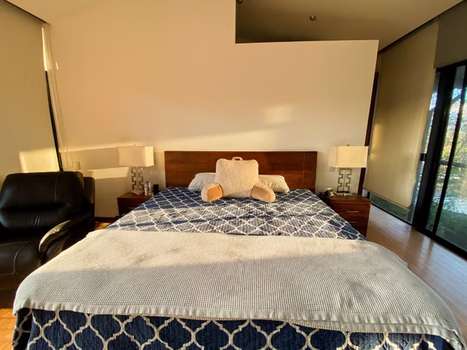 Casa de 3 Niveles en Santa Ana | Jardín | Condominio de Solo 5 Casas - Imagen 3