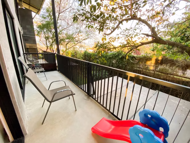 Casa de 3 Niveles en Santa Ana | Jardín | Condominio de Solo 5 Casas - Imagen 23