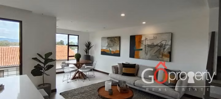 Pre venta casa en Condominio de 2 Pisos, Montes de Oca 5217