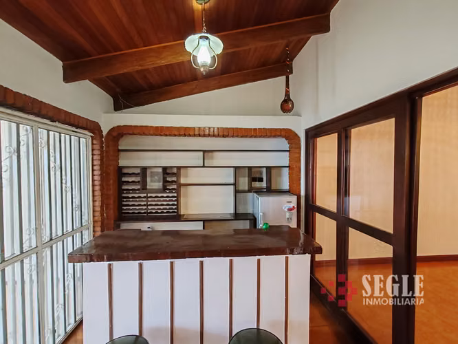 Casa de una planta con dos apartamentos en Escazú, Trejos Montealegre - Imagen 8