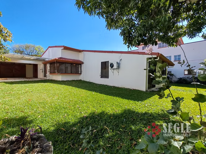 Casa de una planta con dos apartamentos en Escazú, Trejos Montealegre - Imagen 11