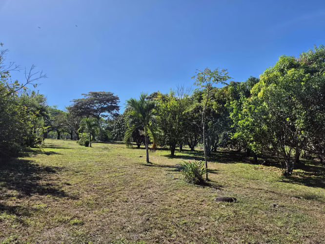 Venta de lote residencial en San Joaquín, Puntarenas - Imagen 4