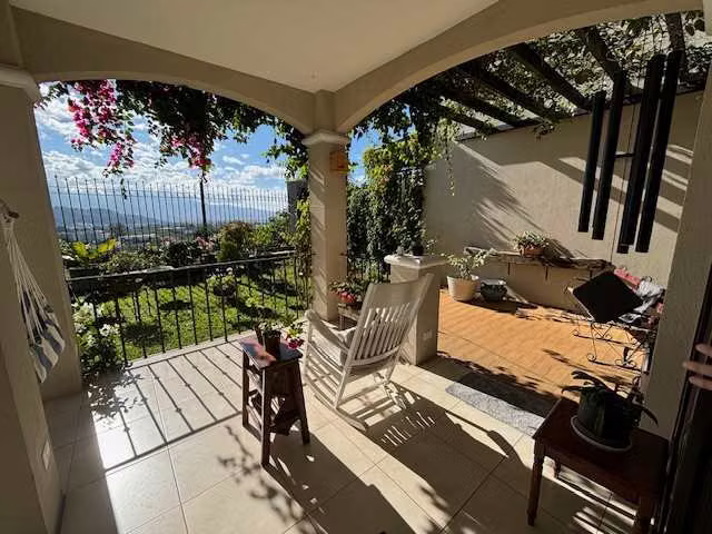 Venta de fina casa en Condominio, Curridabat, San José, 5637