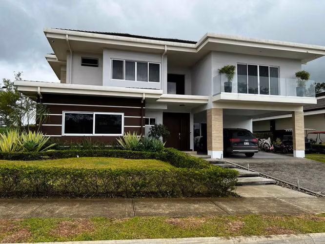 Casa en venta en San Rafael, Alajuela, Condominio Hacienda Espinales