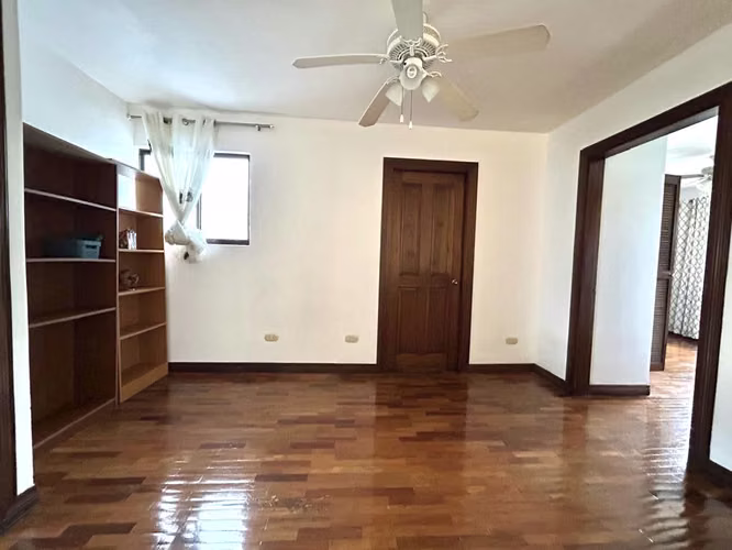 Venta de casa en Guachipelin de Escazú (Inversión) - Imagen 11