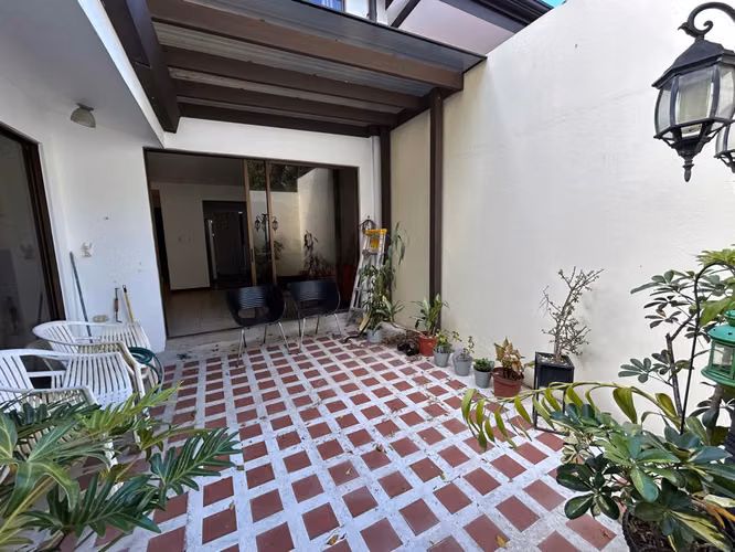 Venta de casa en Guachipelin de Escazú (Inversión) - Imagen 8