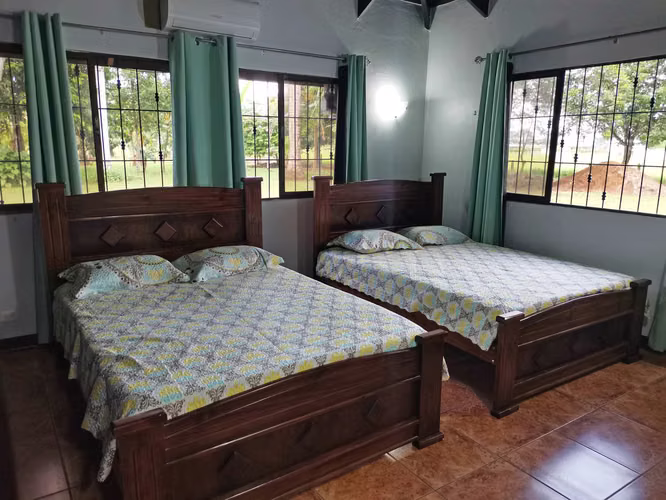 Casa en venta en San Carlos amueblada con amplios espacios rancho, piscina y apartamento - Imagen 7
