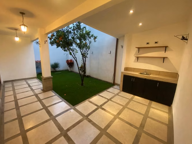 OFERTA CASA SANTA ANA CONDOMINIO