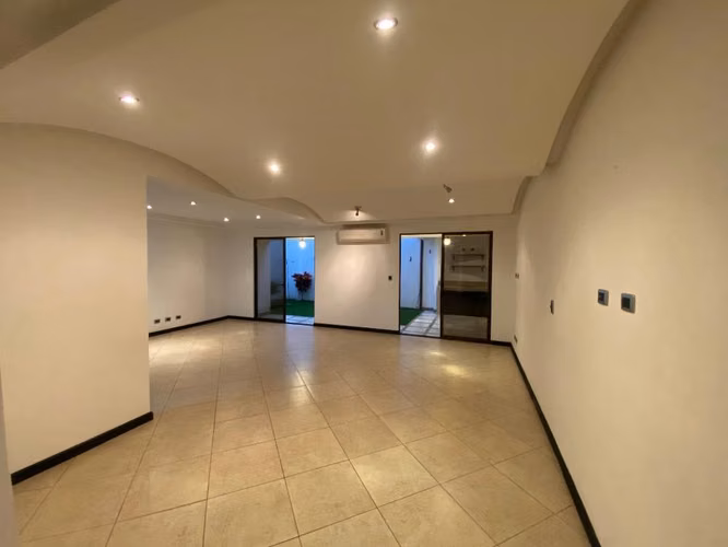 OFERTA CASA SANTA ANA CONDOMINIO