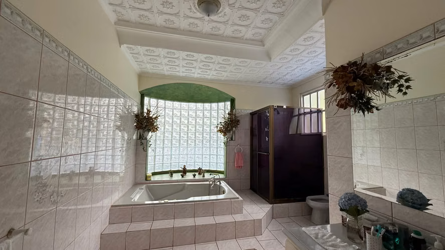 VENTA DE CASA Y APARTAMENTO, HEREDIA, LOS ANGELES SAN RAFAEL, RESIDENCIAL ABIERTO. - Imagen 13