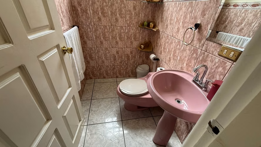 VENTA DE CASA Y APARTAMENTO, HEREDIA, LOS ANGELES SAN RAFAEL, RESIDENCIAL ABIERTO. - Imagen 19
