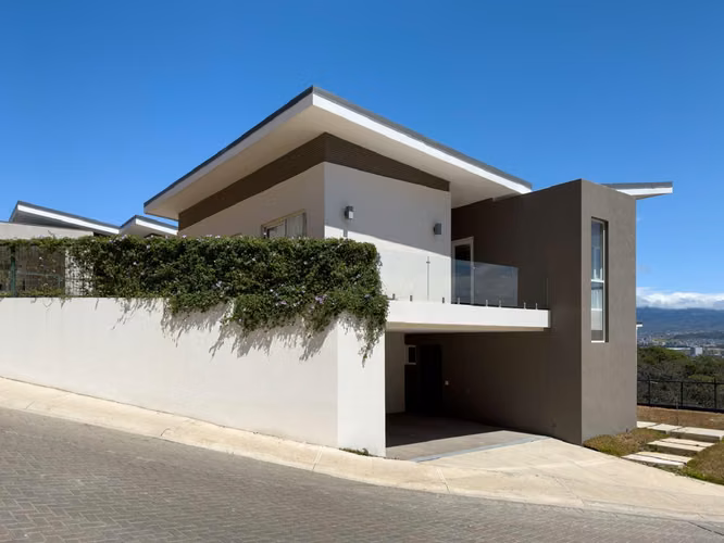 House in Lomas 2370 Condominium, Guachipelín, Escazú.