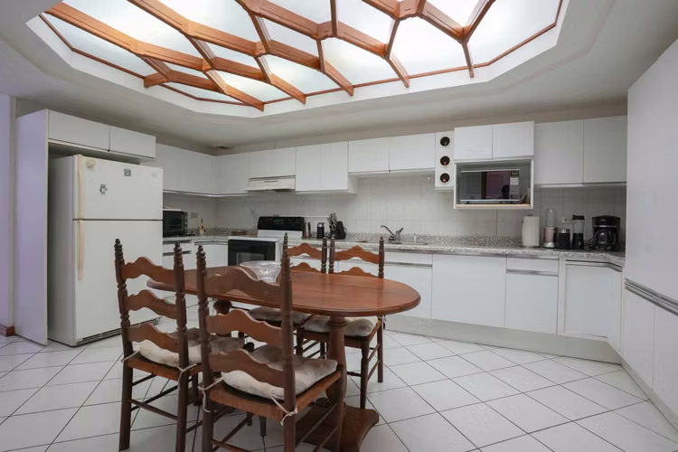 Venta de Apartamento en Escazu! - Imagen 7