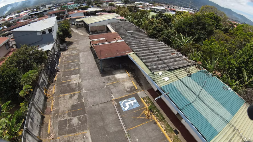 Venta de terreno para desarrollo comercial 20715